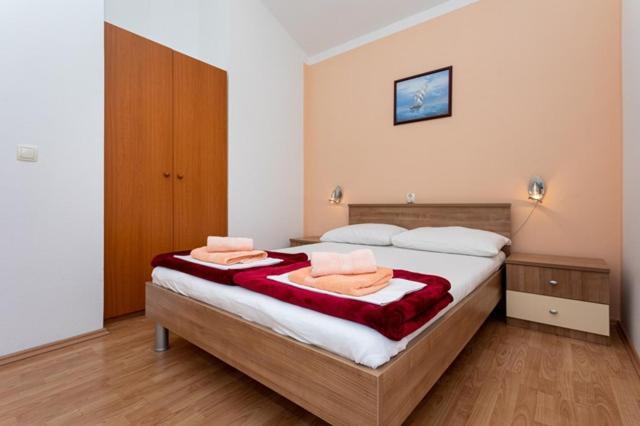 Apartments Marinko Baška Buitenkant foto